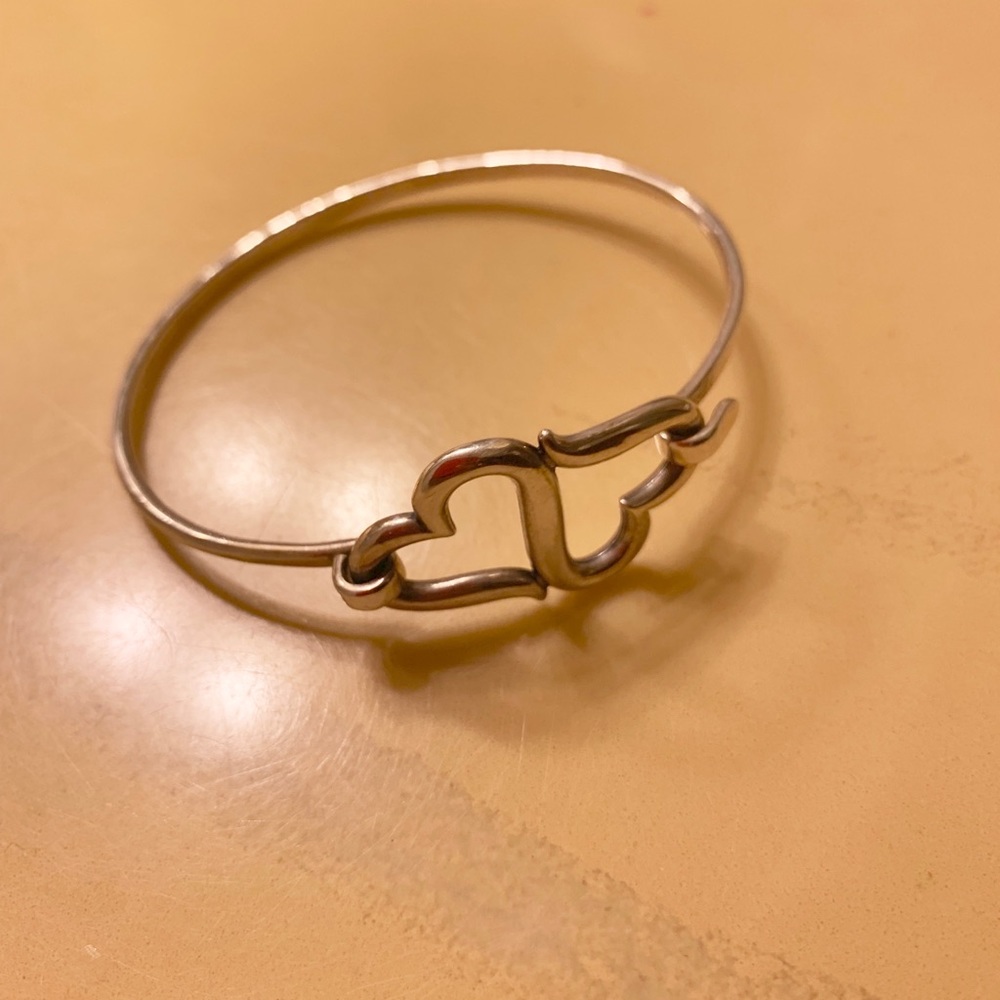 JAMES AVERY HEART TO HEART HOOK- ON BRACELET
